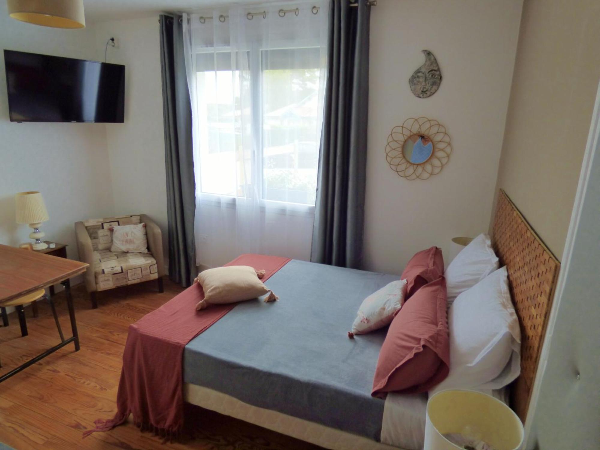 "Les Logis D'Argent" Chambre D'Hote Avec Wc, Sdb, Tv, Wifi, Option Petit Dejeuner , Parking Mimizan-Plage Exterior foto